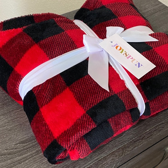 New Fuzzy Plaid Women's Pajama Set - Red and Black - Picture 7 of 7